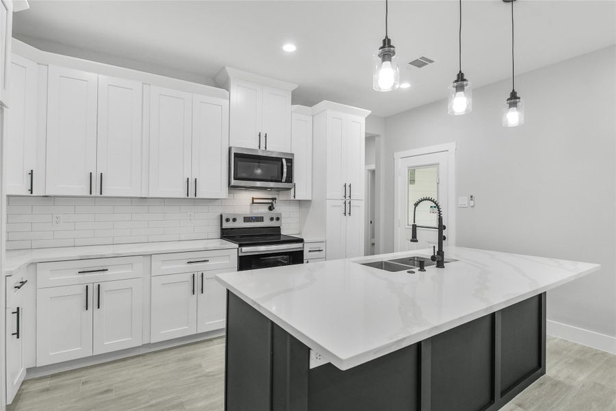 Furnished interior view inside a new home in , Willis (Image 16).