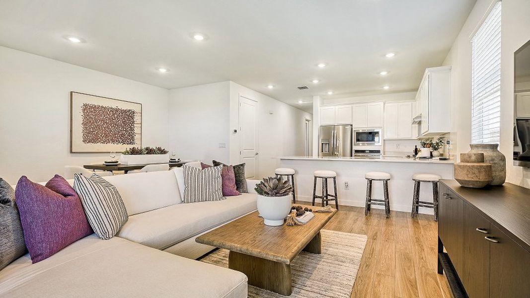 3580 Discovery Blossom Rock Latitude Great 3of3 F1 Base1 1 3580 Discovery Blossom Rock Latitude Great 3of3 F1 Base1 1