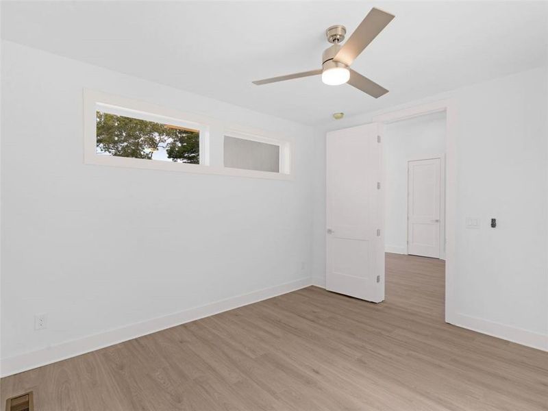 Spacious, unfurnished interior of a new home in , Jonesboro (Image 18).