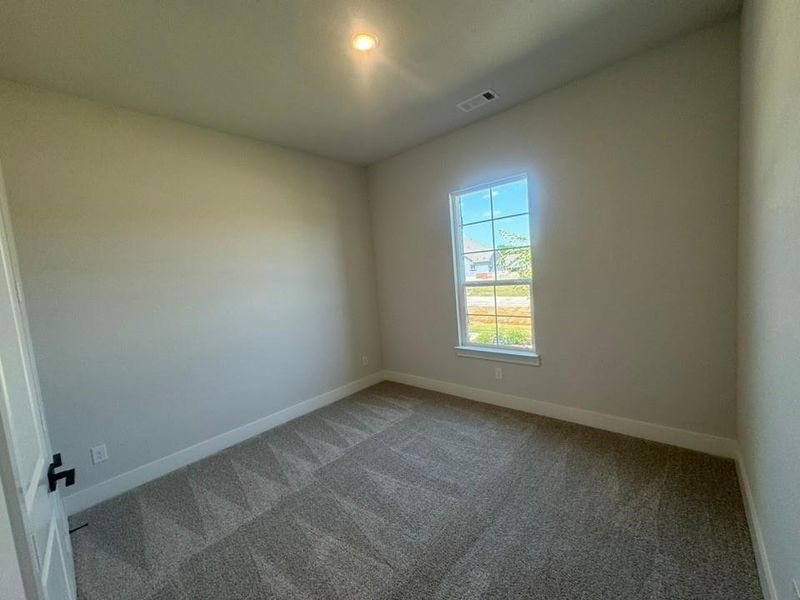 Spacious, unfurnished interior of a new home in Creekview Addition, Van Alstyne (Image 15).