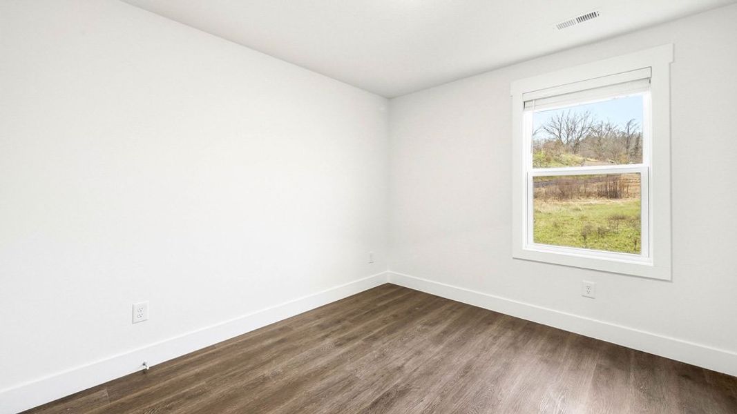 Spacious, unfurnished interior of a new home in The Arbor Townhomes, Kingsport (Image 15).