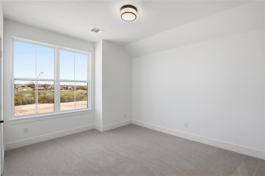 Spacious, unfurnished interior of a new home in Talon Hills, Fort Worth (Image 29).