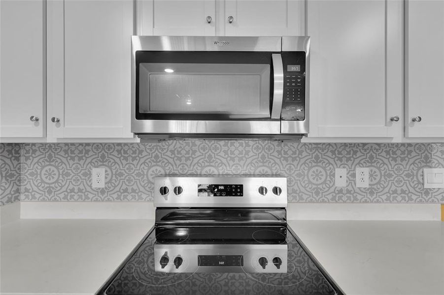 Close-up of interior finishes inside a home in Autumn Glen, Belleview (Image 17).