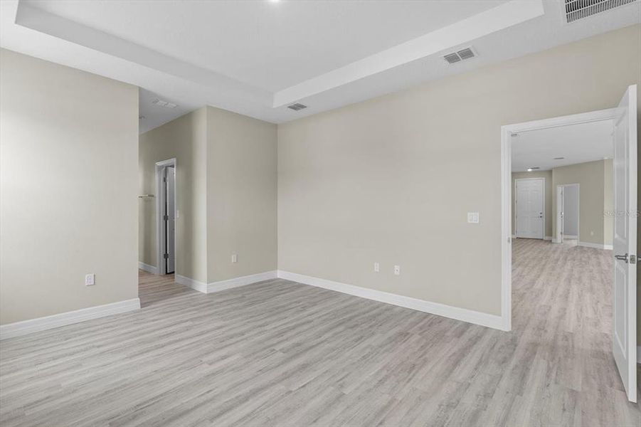 Spacious, unfurnished interior of a new home in , Ocala (Image 36).