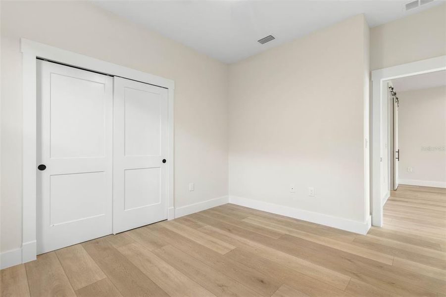 Spacious, unfurnished interior of a new home in , Palm Coast (Image 74).