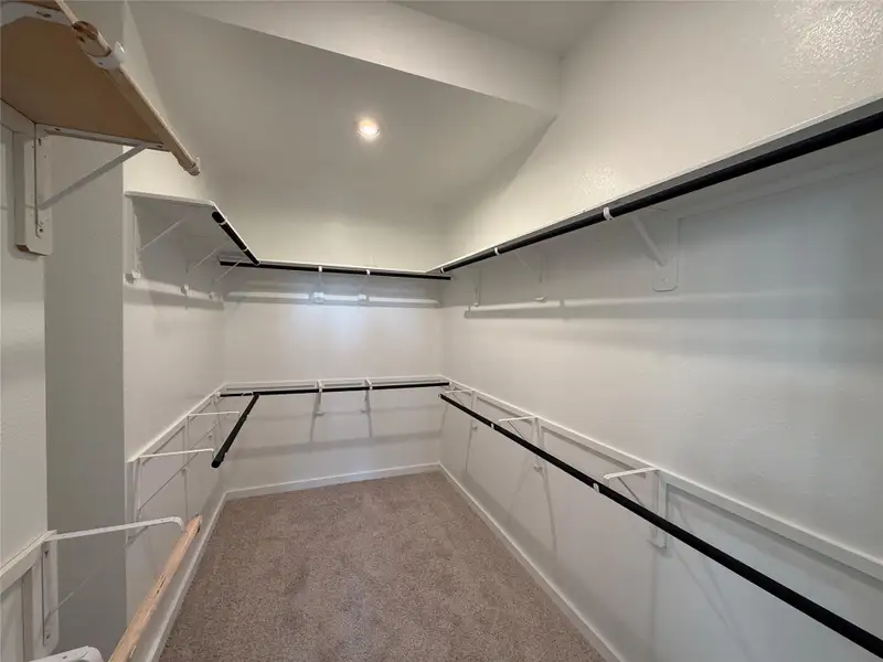 Spacious, unfurnished interior of a new home in Austin Point, Richmond (Image 15).