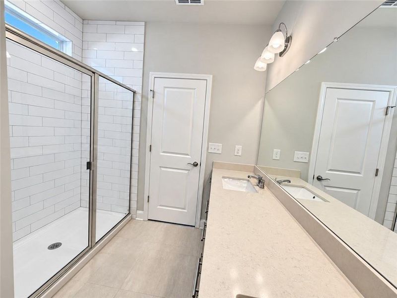 Furnished interior view inside a new home in Sun City Peachtree, Griffin (Image 6).