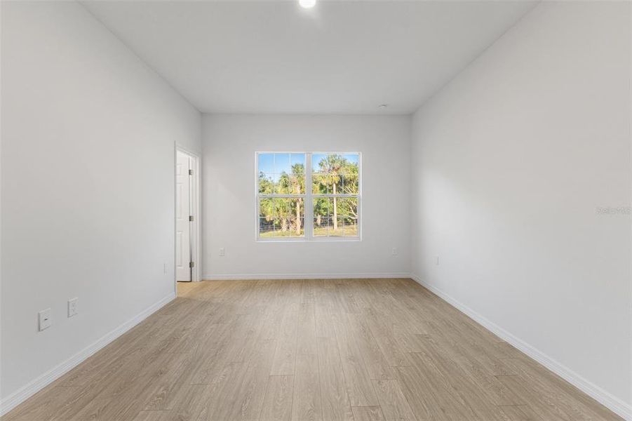 Spacious, unfurnished interior of a new home in , Poinciana (Image 29).