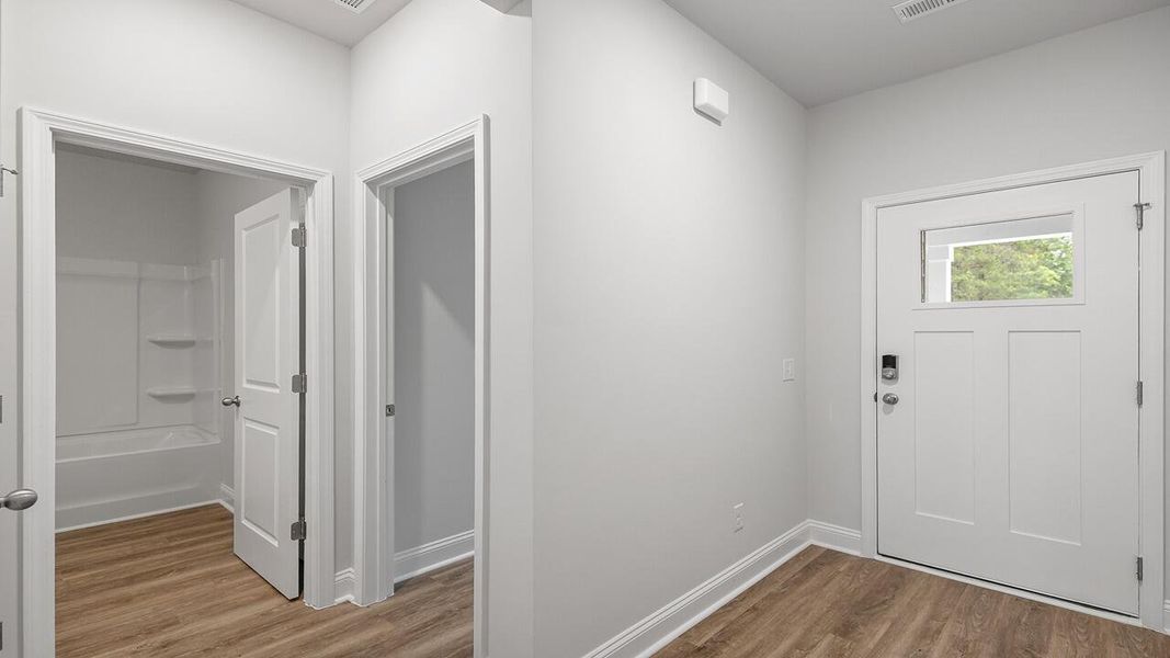 Spacious, unfurnished interior of a new home in Lakeview at Kitfield, Moncks Corner (Image 20). Spacious, unfurnished interior of a new home in Lakeview at Kitfield, Moncks Corner (Image 20).
