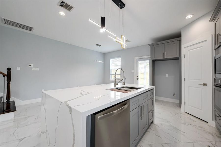 Image 15 of a home in .