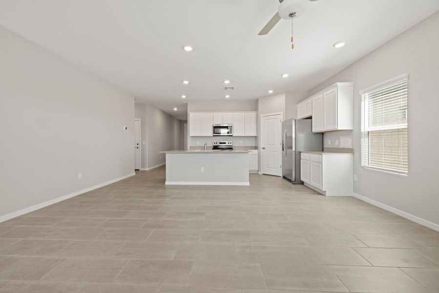 Maricopa, AZ New Home. - Slide 25 Maricopa, AZ New Home. - Slide 25