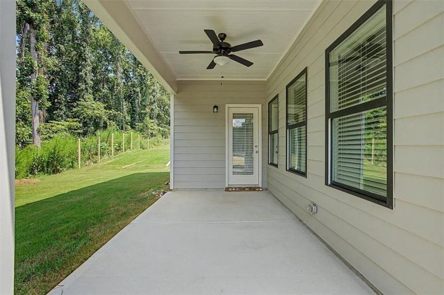 Exterior details and patio area of a home in Sawmill Creek, Mableton (Image 28).