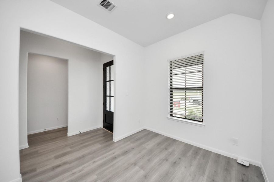 Image 24 of a home in Amira: Premier Collection. Image 24 of a home in Amira: Premier Collection.