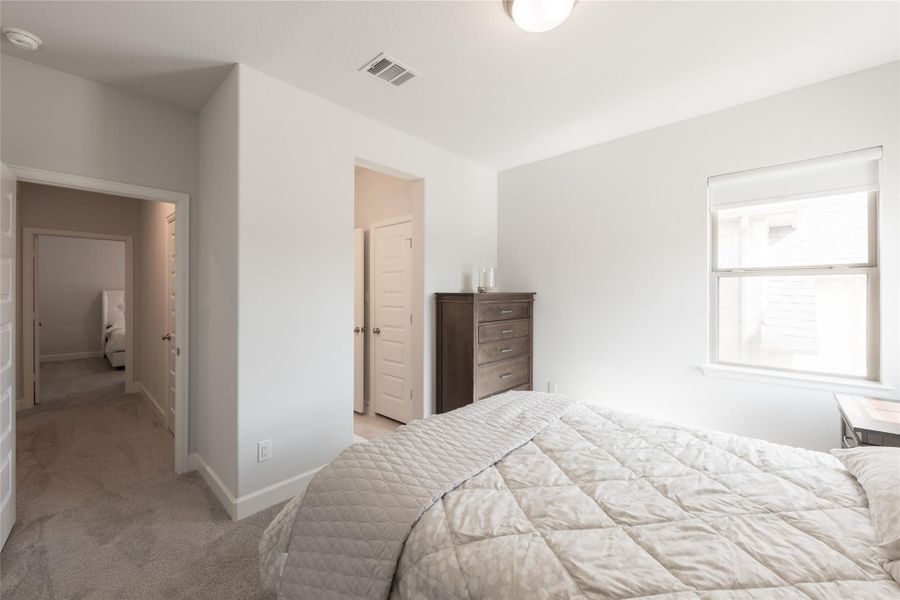 Furnished interior view inside a new home in Elyson 65', Katy (Image 37). Furnished interior view inside a new home in Elyson 65', Katy (Image 37).