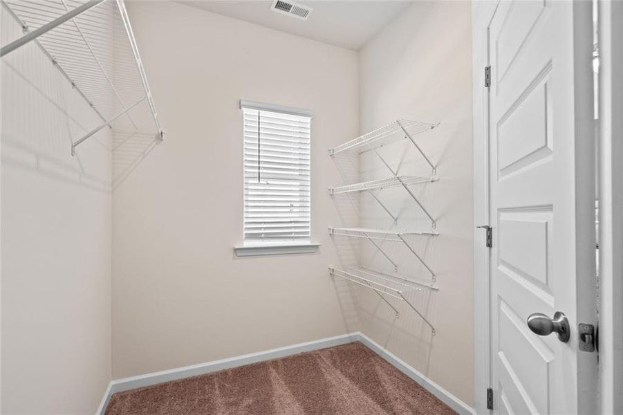 Spacious, unfurnished interior of a new home in Johnson Crossing, Cartersville (Image 20).