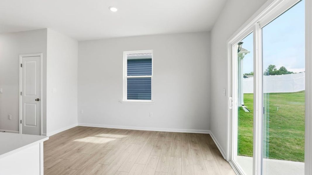 Spacious, unfurnished interior of a new home in Woodglen, Piedmont (Image 24). Spacious, unfurnished interior of a new home in Woodglen, Piedmont (Image 24).
