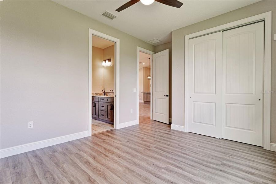 Spacious, unfurnished interior of a new home in , Dunnellon (Image 16). Spacious, unfurnished interior of a new home in , Dunnellon (Image 16).