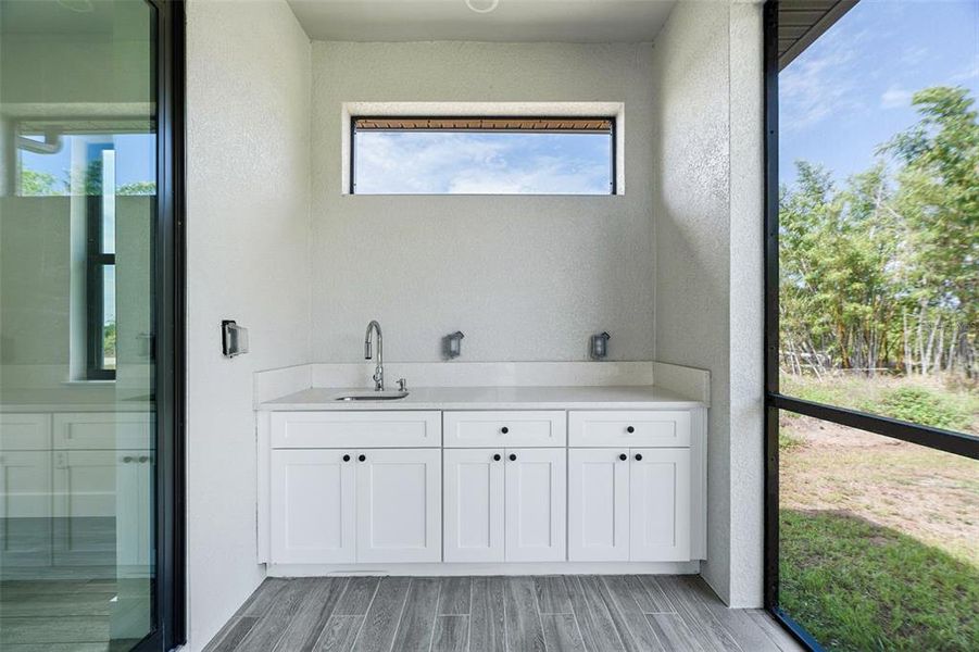 Image 33 of a home in .