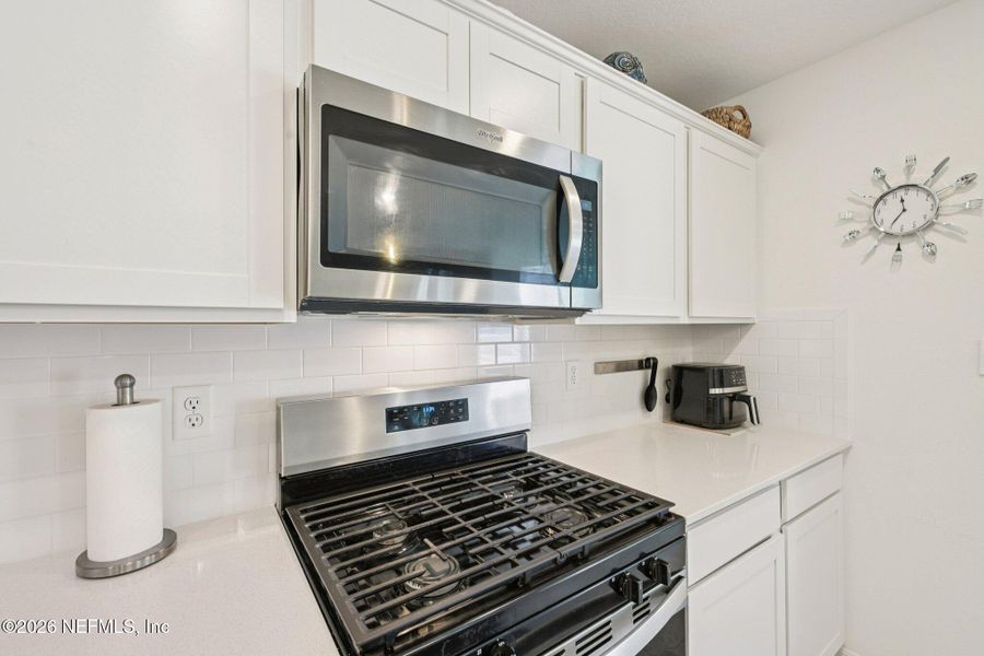 Close-up of interior finishes inside a home in , Jacksonville (Image 22).
