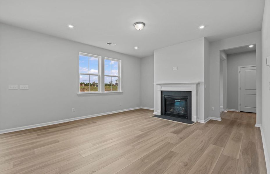 Spacious, unfurnished interior of a new home in Fox Hollow, Spartanburg (Image 29). Spacious, unfurnished interior of a new home in Fox Hollow, Spartanburg (Image 29).