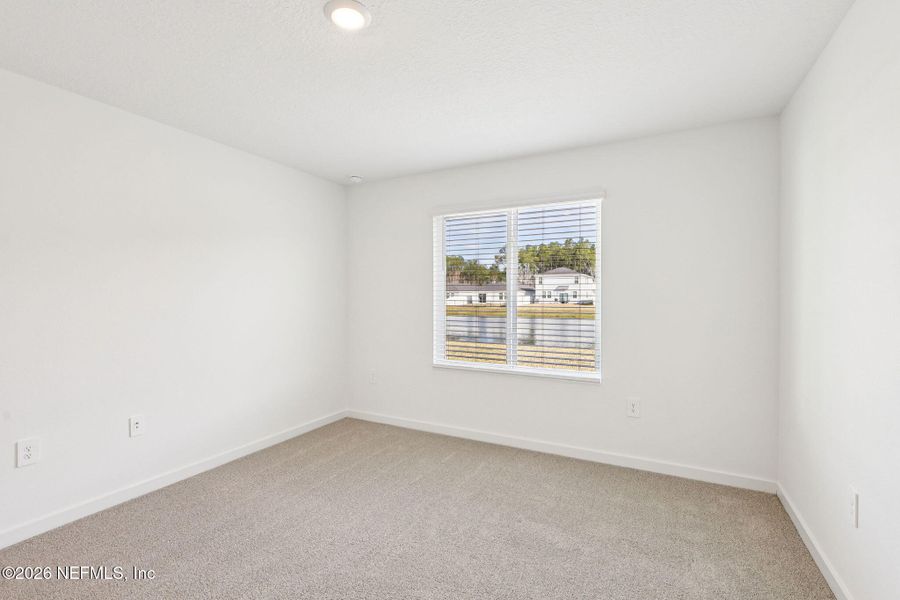 Spacious, unfurnished interior of a new home in Kings Preserve, Jacksonville (Image 18).