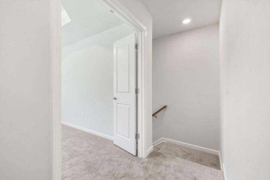 Spacious, unfurnished interior of a new home in Flemingfield, Greensboro (Image 24).