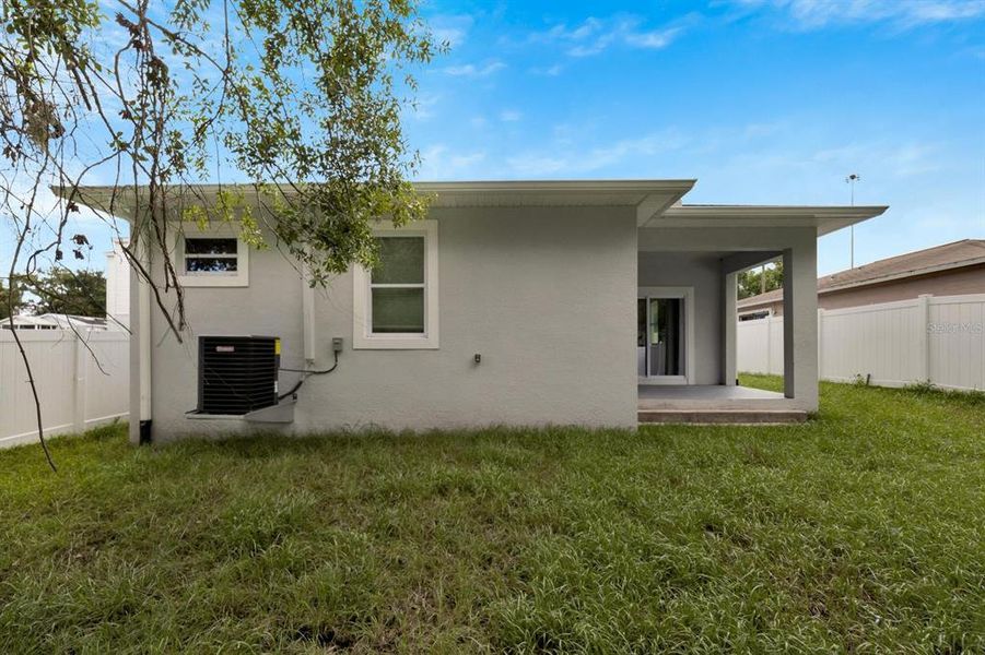 Exterior details and patio area of a home in , Tampa (Image 33).