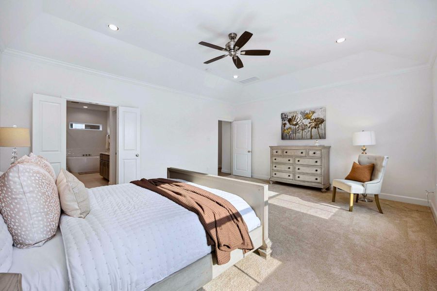 That feeling when you wake up in a space that feels both beautiful and yours? This suite delivers—and flows straight into a spa-like ensuite. That feeling when you wake up in a space that feels both beautiful and yours? This suite delivers—and flows straight into a spa-like ensuite.