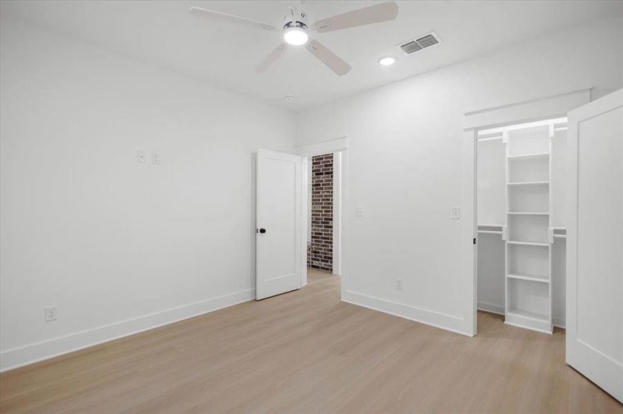 Spacious, unfurnished interior of a new home in , Lindale (Image 17). Spacious, unfurnished interior of a new home in , Lindale (Image 17).