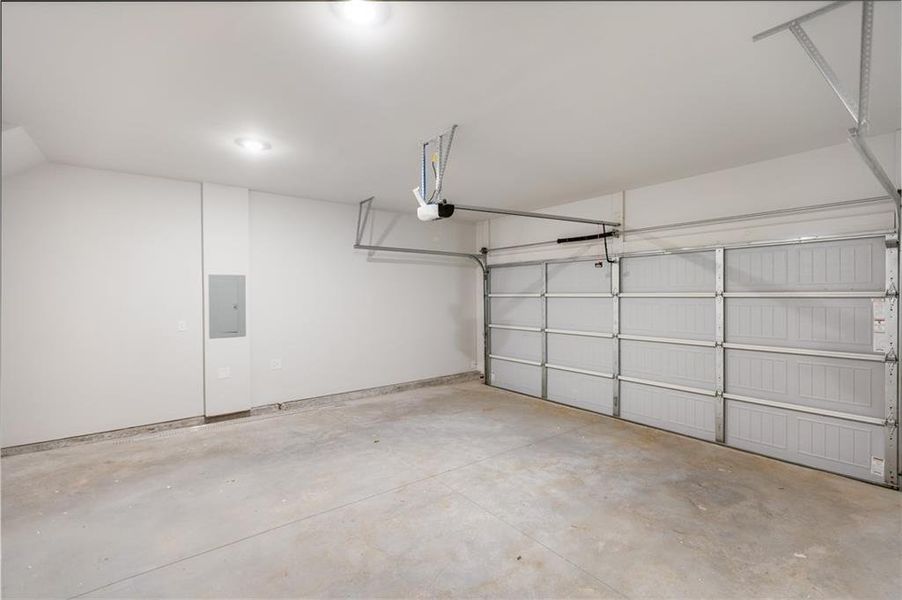 Spacious, unfurnished interior of a new home in , Conyers (Image 17).