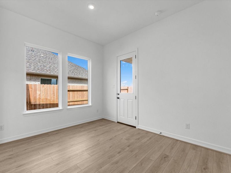 Spacious, unfurnished interior of a new home in Wildrye, Waller (Image 14).