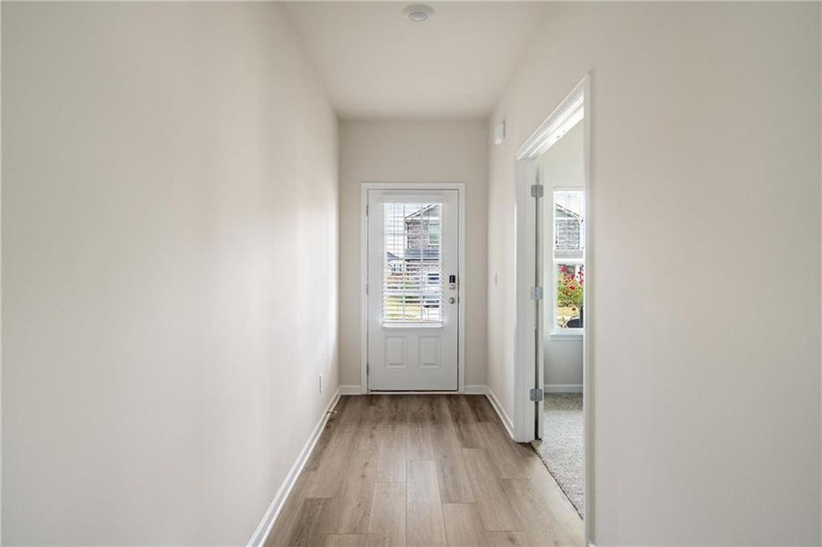 Spacious, unfurnished interior of a new home in Creekside at Oxford Park, Fairburn (Image 20). Spacious, unfurnished interior of a new home in Creekside at Oxford Park, Fairburn (Image 20).