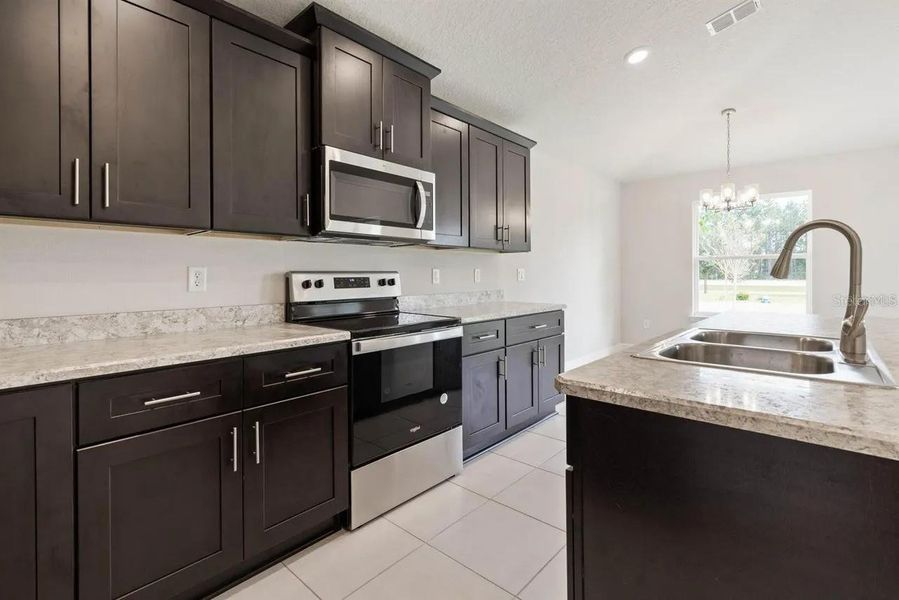 Furnished interior view inside a new home in Palm Coast, Palm Coast (Image 7).