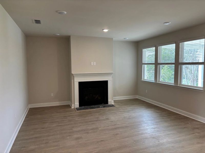 Spacious, unfurnished interior of a new home in Cedars of Cane Ridge | 55+ Community, Antioch (Image 11).