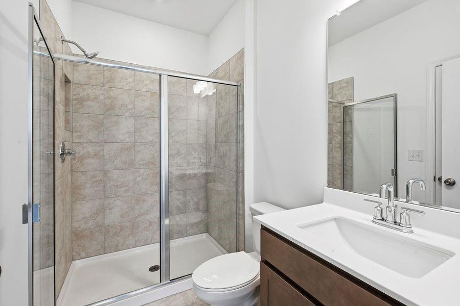 Furnished interior view inside a new home in Oakmead, Buford (Image 13).