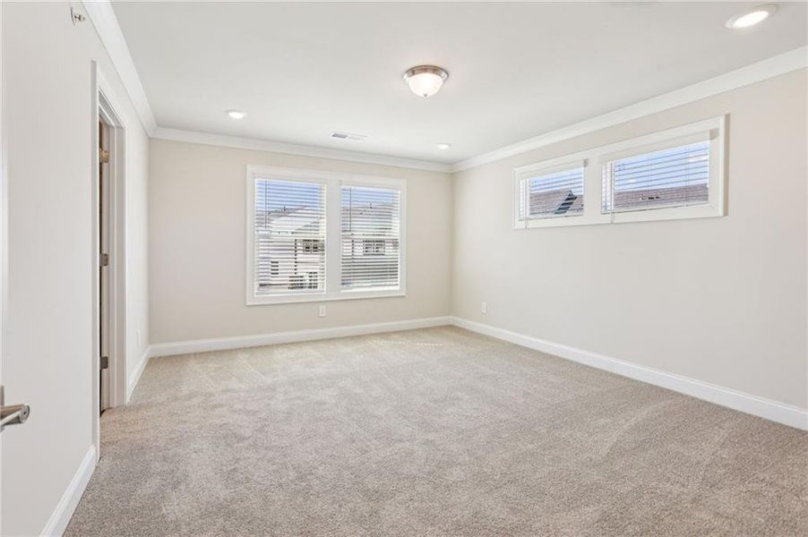 Spacious, unfurnished interior of a new home in Hemingway - Highland Series, Cumming (Image 40).