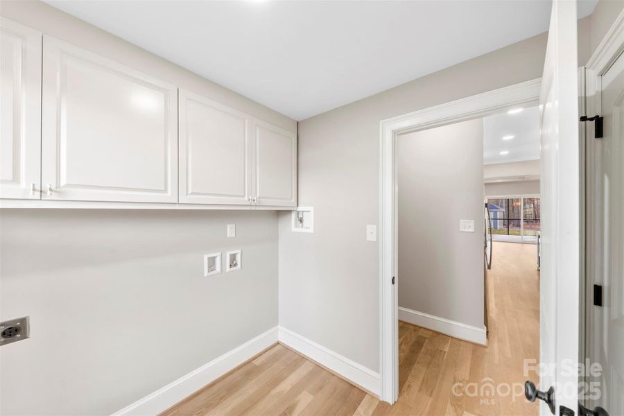 Spacious, unfurnished interior of a new home in , Belmont (Image 31).