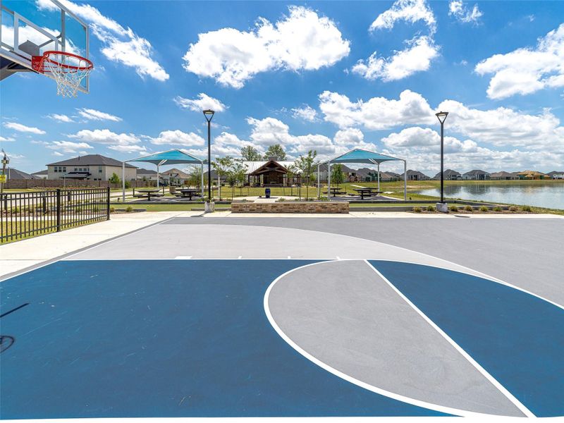 COMMUNITY AMENITIES