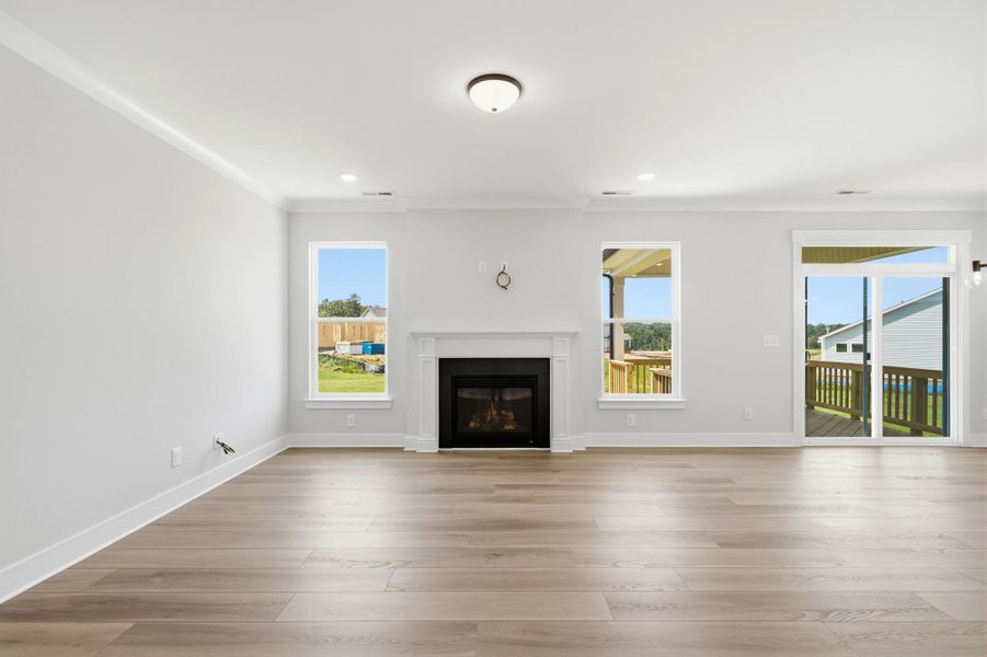 Spacious, unfurnished interior of a new home in Waterford Commons, Rock Hill (Image 21).