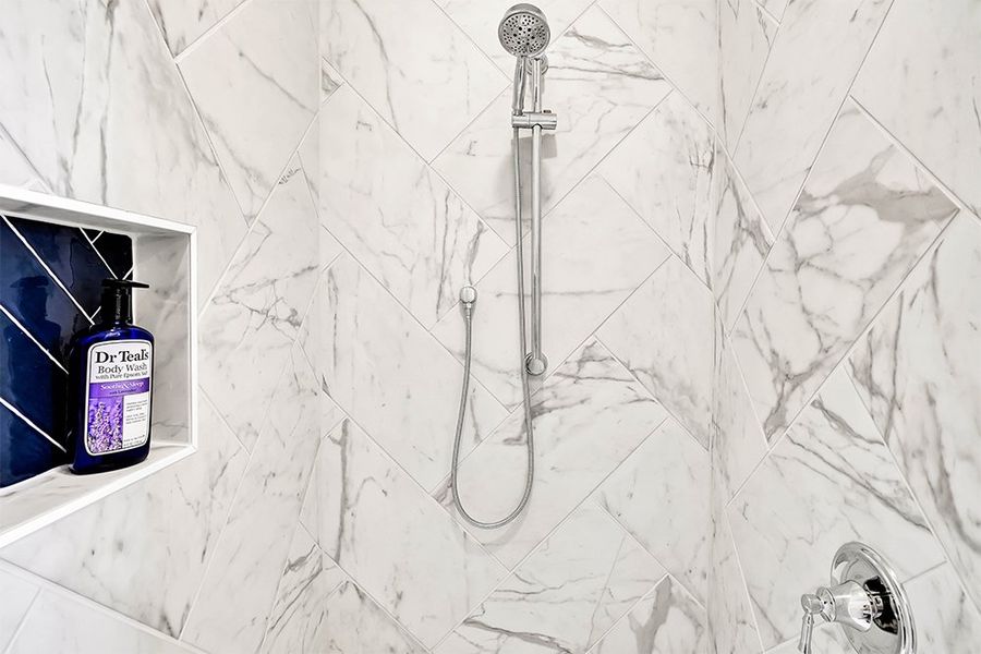 Charleston Harbor, Master Bathroom