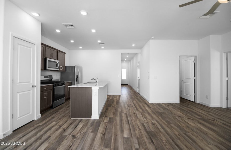 Southwest_Ash_A_L_010