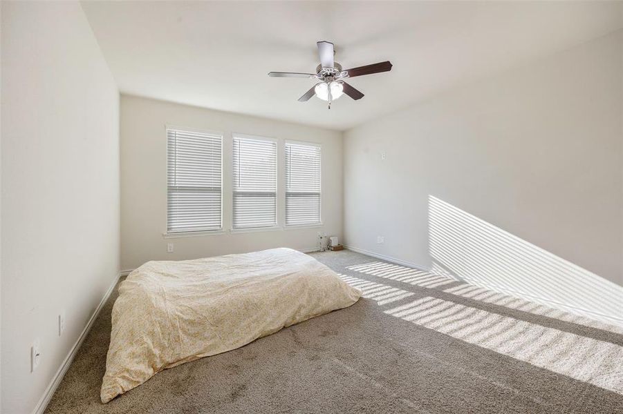 Image 27 of a home in Silverado.