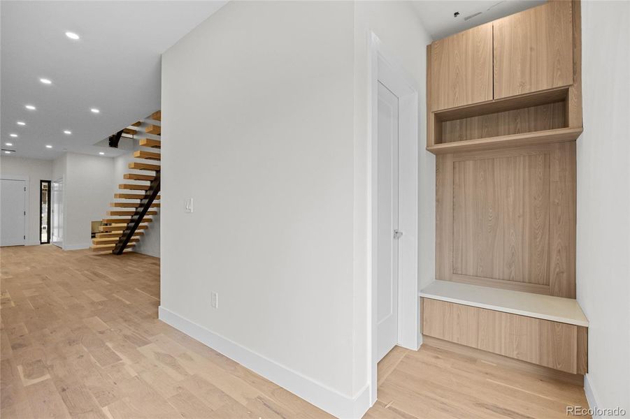 Spacious, unfurnished interior of a new home in , Denver (Image 22).