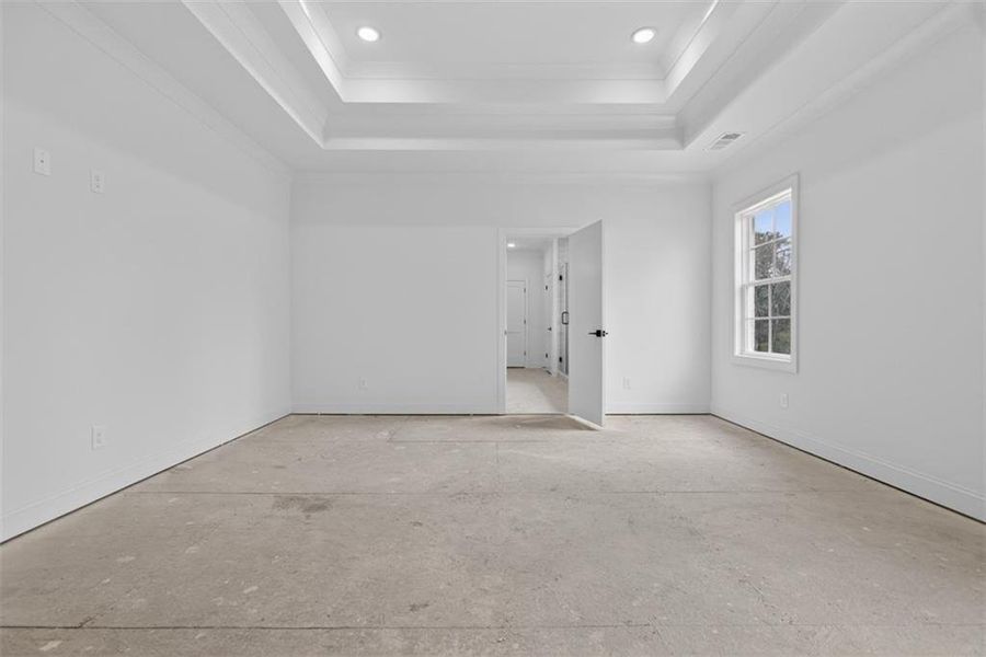 Spacious, unfurnished interior of a new home in , Suwanee (Image 39).