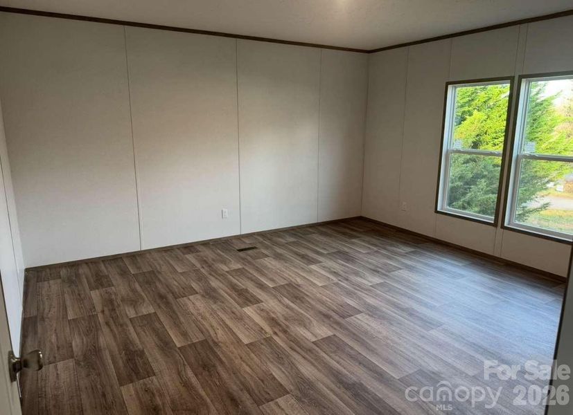 Spacious, unfurnished interior of a new home in , Newton (Image 18).
