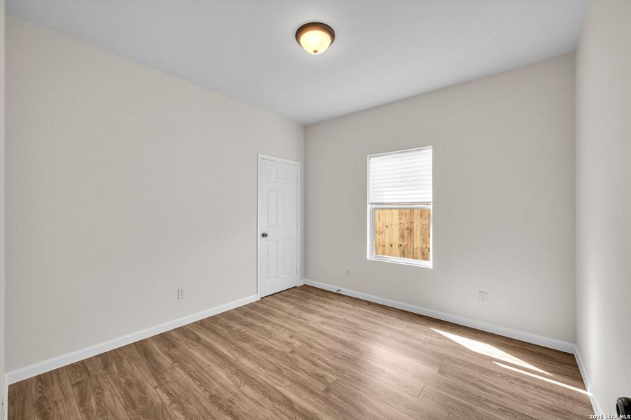 Spacious, unfurnished interior of a new home in , San Antonio (Image 21).