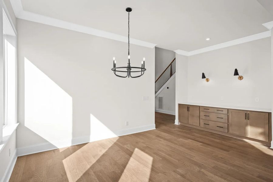 The Monroe B Dining Room The Monroe B Dining Room