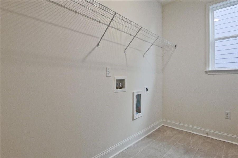 Spacious, unfurnished interior of a new home in Cooper's Walk, Loganville (Image 34).