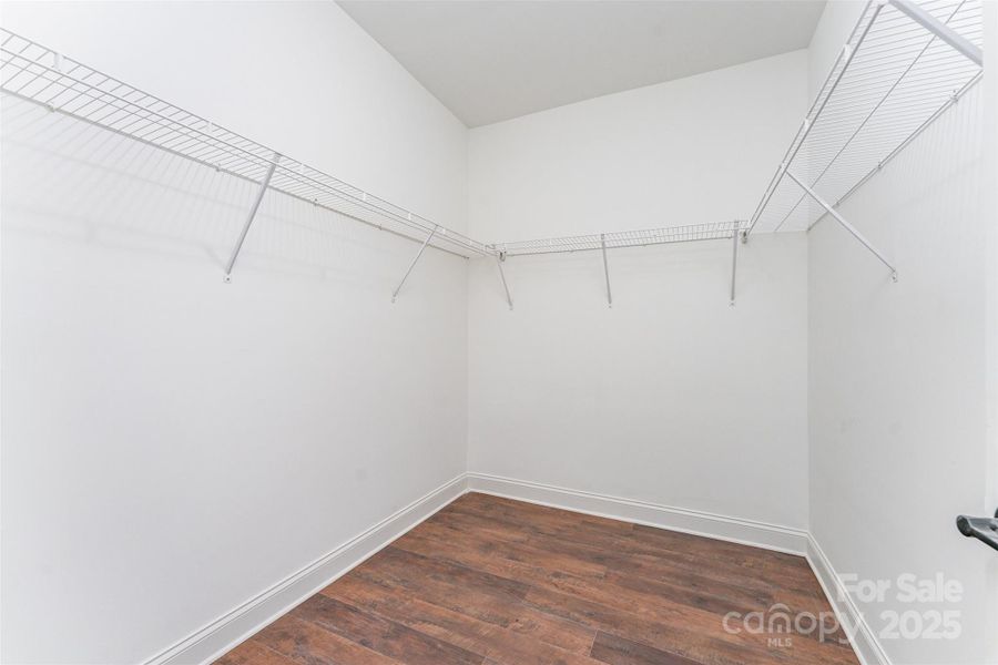 Spacious, unfurnished interior of a new home in , Gastonia (Image 19).