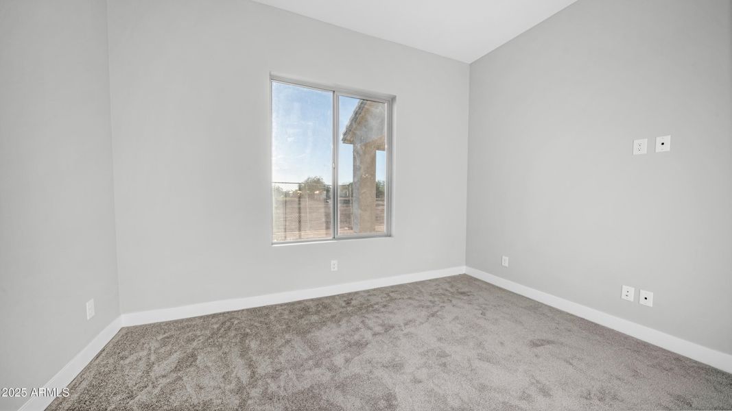 32790 N 213th Ave (22) 32790 N 213th Ave (22)